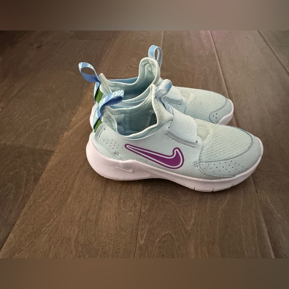 Nike Kids Light Blue Sneakers with Purple Swoosh